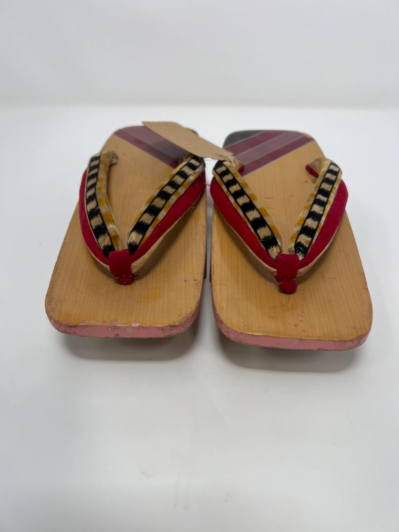 Vintage Japanese Wooden Geta Sandals – Traditional Thonged Footwear bild 5