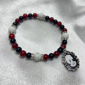 Black Jasper Dyed Quartz White Howlite Beaded Bracelet with Gothic Cameo Charm | Healing Crystal Jewelry | Gothic Boho Stretch Bracelet