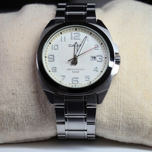 Relógio vintage Casio MTP-1340