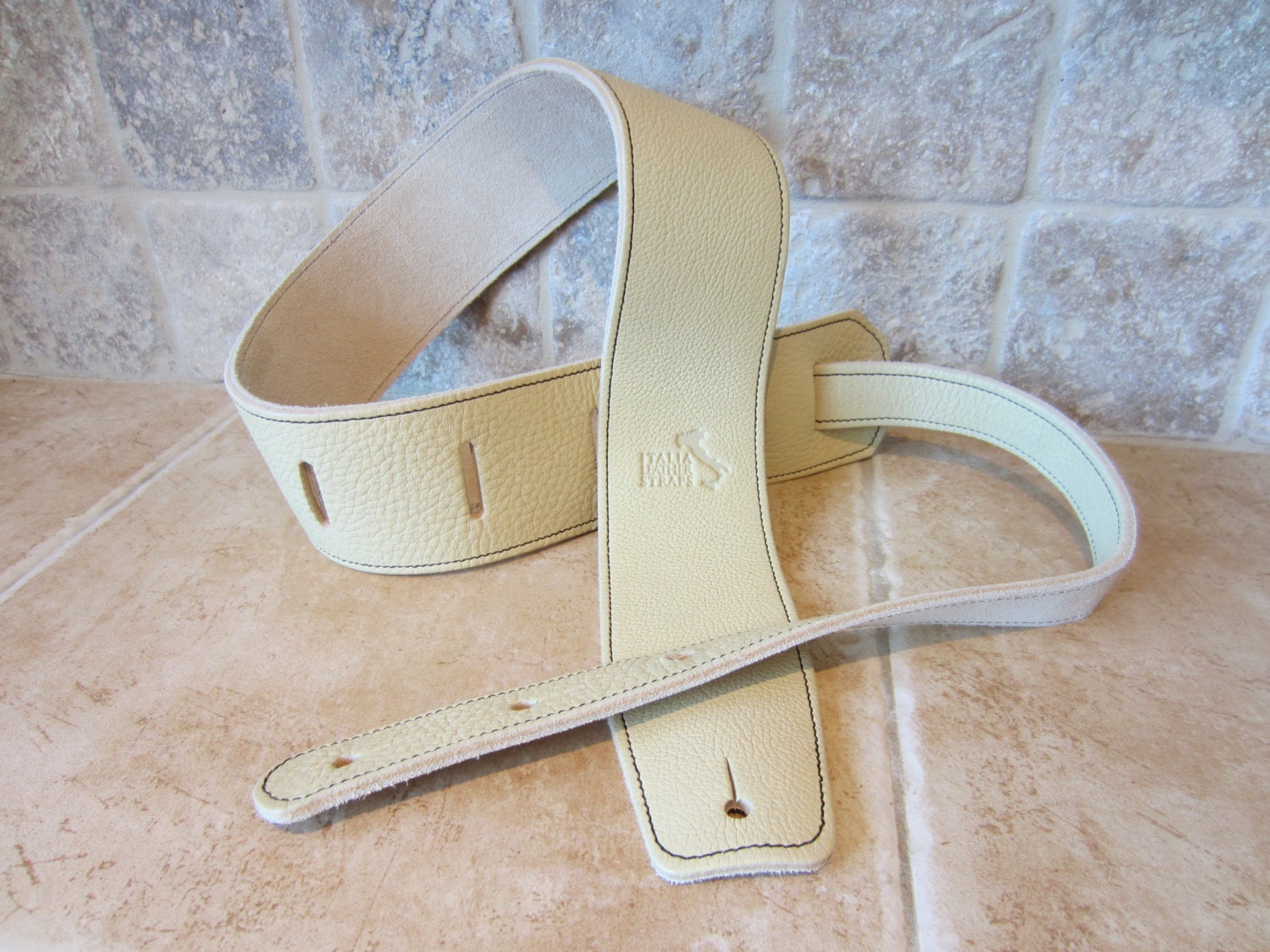 Italia cheap guitar straps