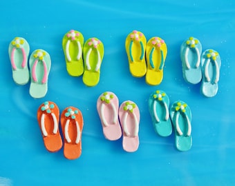 Miniature Beach Flip Flops – Resin Terrarium Accessory for Fairy Gardens, Dollhouses & Miniature Scenes