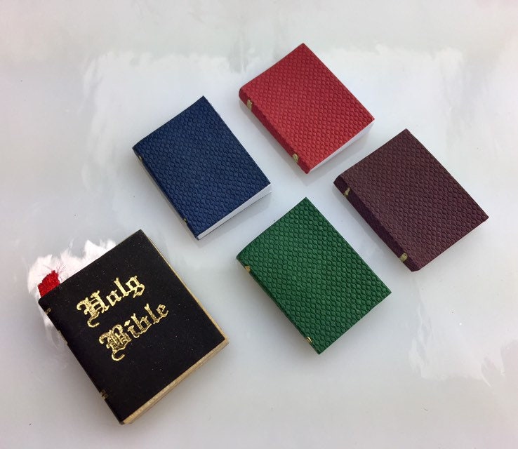 Miniature Bible or Journals ~ Dollhouse Books ~ 1 Book per quantity ~ Journals in 4 color choices ~ Holy Bible ~ Tiny Bible ~ Miniature book