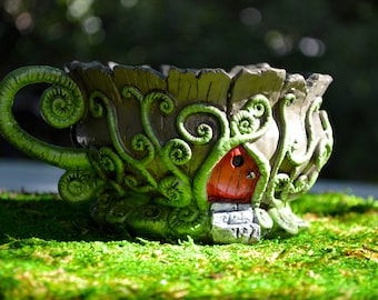 Woodland Tea Cup Planter – Red Door Mini Cottage Pot, Fairy Garden Planter for Succulents & Air Plants