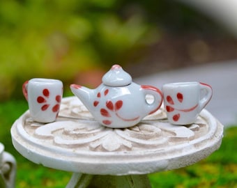 Miniature Ceramic Tea Set – Fairy Garden or Dollhouse Teapot & Cups with Tin Woven Serving Tray