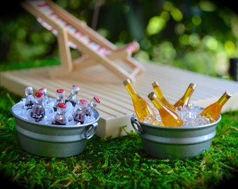 Miniature Ice Tub with Drinks – Fairy Garden or Dollhouse Beer or Soda Bucket, Resin Drink Cooler