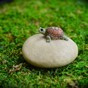 Miniature Turtle on Rock – Fairy Garden Resin Figurine – Terrarium Garden Decor