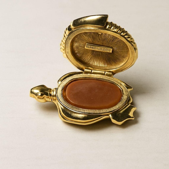 Estée Lauder Turtle Solid Perfume Compact • Spell… - image 1