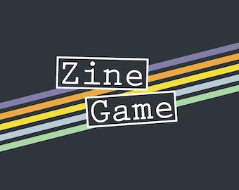 Op de afbeelding: Een retro-stijl grafisch ontwerp met de woorden "zine game" in witte tekstvakken tegen een donkere achtergrond met diagonale strepen in pastelkleuren.