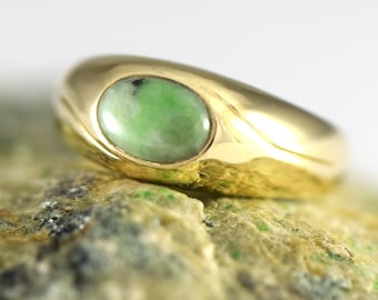 Vermont Jade 14K Yellow Solid Gold Gypsy Style Ring