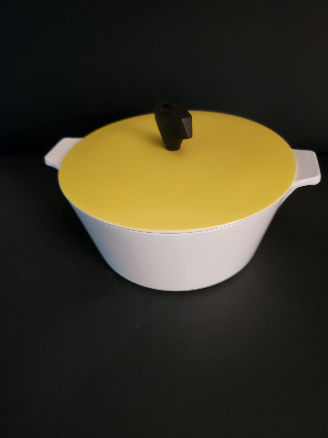 Vintage Corning Ware Buffet Server Dish With Yellow Lid - Etsy