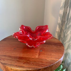 Vintage Red Glass Bowl – 1970s Hand-Blown Art Glass