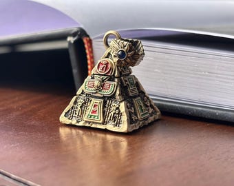 Oracle Pyramid Pendant, Egyptian Rotatable Talisman Necklace, Mystic Divination Wisdom Power Gift