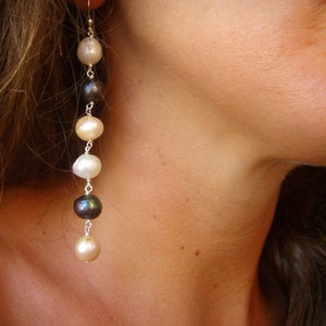 Long Dangle Earrings- Natural Black Pearls - Large Pearls Drop Earrings - Sterling Silver 画像 3