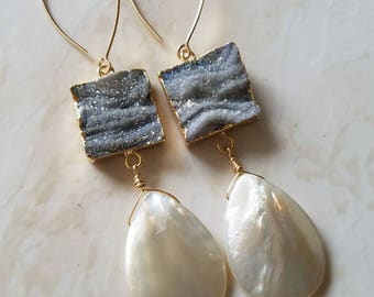 Pearl Drop Earrings - Druzy Earrings -  Mother of Pearl earrings - Long Gold Earrings - Gold Filled Earrings  - Agate Jewelry - Iridescent