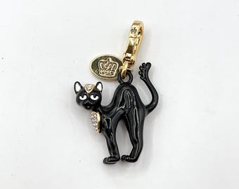 Victorian Black Cat Pressed Glass Cracker Charm - Rare Lucky Fob