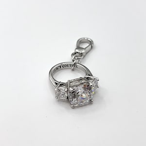 JC566-Juicy Couture silver engage ring charm