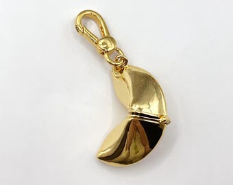 JC549-Juicy Couture fortune cookie charm
