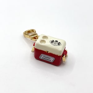 I06-Dije para hielera Juicy Couture