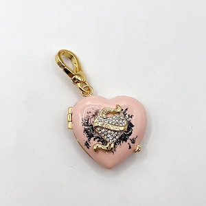 JC055-Juicy Couture pink heart locket charm
