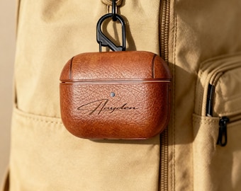 Étui pour AirPods en cuir personnalisé avec crochet : monogramme gravé