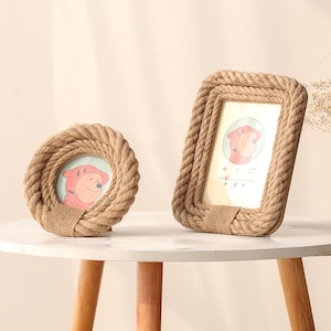 Hemp Rope Photo Frame, Original Ecology Style Wall Decor, Natural Picture Holder, Rope Beach House décor, Rustic Chic Macramé Photo Display