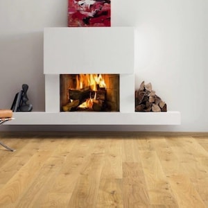 Natural oak parquet