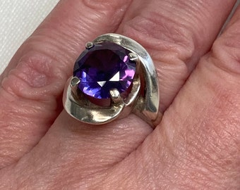 Vintage Sterling Lab Alexandrite Statement Ring. Purple Stone, Mexico Silver 925. Maximalist!