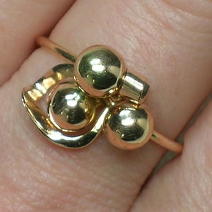 Vintage 14K Rose Gold Ring: Abstract 3-Ball Design, Size 6.5 (Latvia)