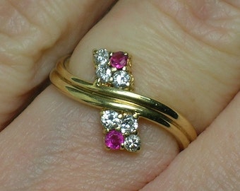 Diamond & Ruby Band Ring, 585 14K Gold Retro Modern Style, 1990s. Size 4 3/4