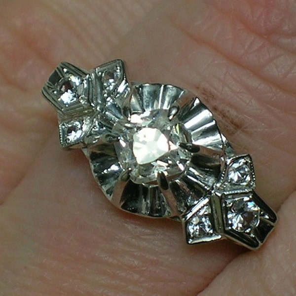 Antique Diamond WG Engagement Ring: Peruzzi Cut, Old Mine Cut. English Beauty