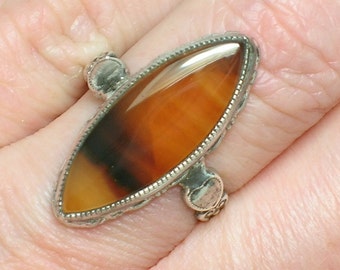 Antique Agate Ring, Clark & Coombs Banded. Edwardian or Art Deco era. Marquise Navette. Size 5 1/4