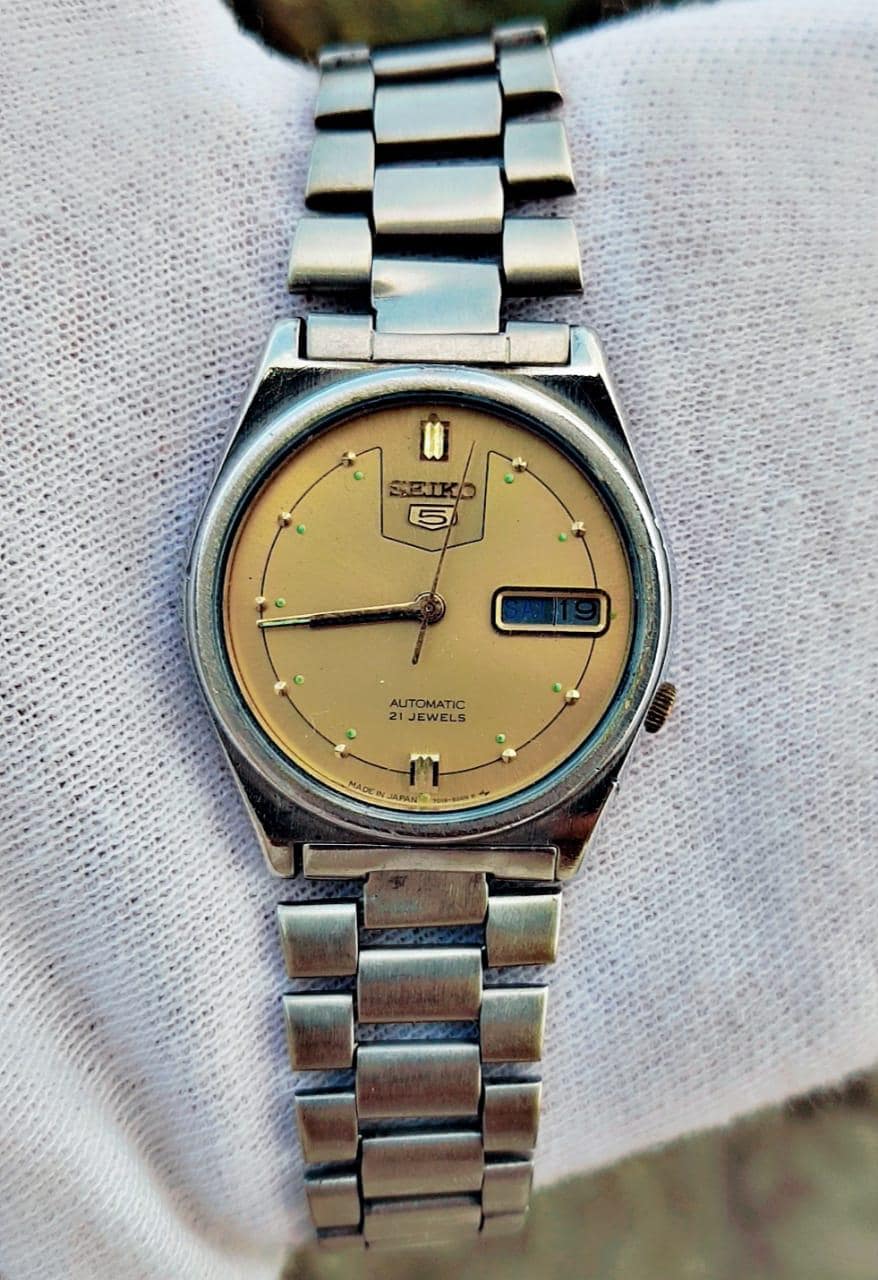 セイコー SEIKO 5 21JEWELS 自動巻き ゴールド文字盤 海外モデル Seiko 5 SEIKO5 セイコーファイブ 21 Jewels腕時計 メンズ