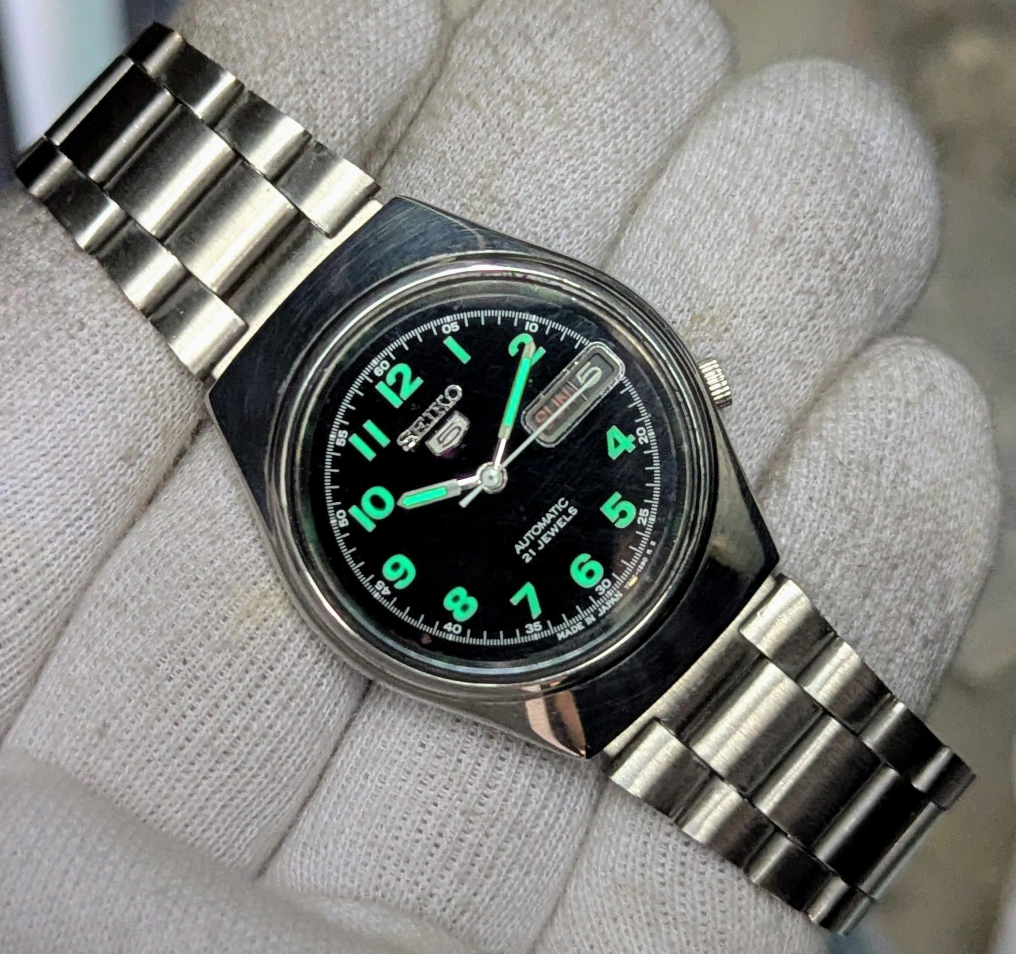 Vintage Seiko 5 Automatic 21 Jewels Stainless Steel 7009 Watch From ...