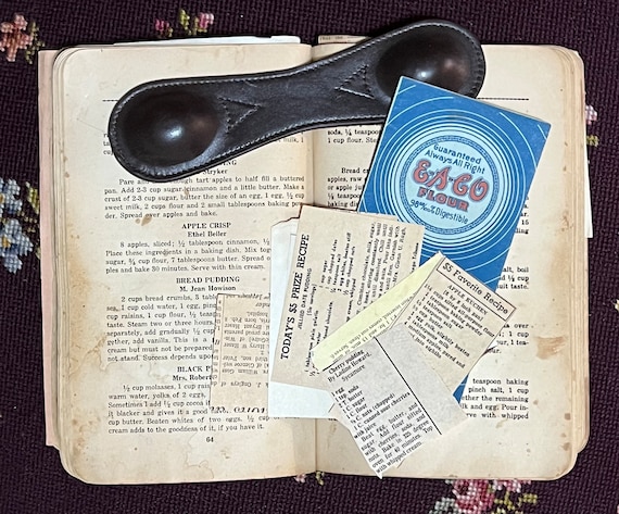Antique cookbook stuffed with lots of clippings and handwritten recipes. Regional cook book Waterman, Illinois, local cookery midwest