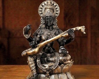 Antike Messing Saraswati-Statue, Schwarz-Gold-Finish Göttin der Weisheit, Veena Vadini Idol