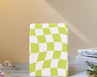 Funda Kindle con rejilla verde y correa de mano para Paperwhite 12.º de 7" y 11.º de 6.8", Kindle 2024 Colorsoft, Kindle 12.º, 11.º y 10.º, funda para Kobo Clara