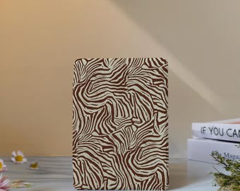 Brown Texture Kindle Case with Hand Strap for Paperwhite 12th 7" 11th 6.8", Kindle 2024 Colorsoft, Kindle 12th/11th/10th, Kobo Clara Case