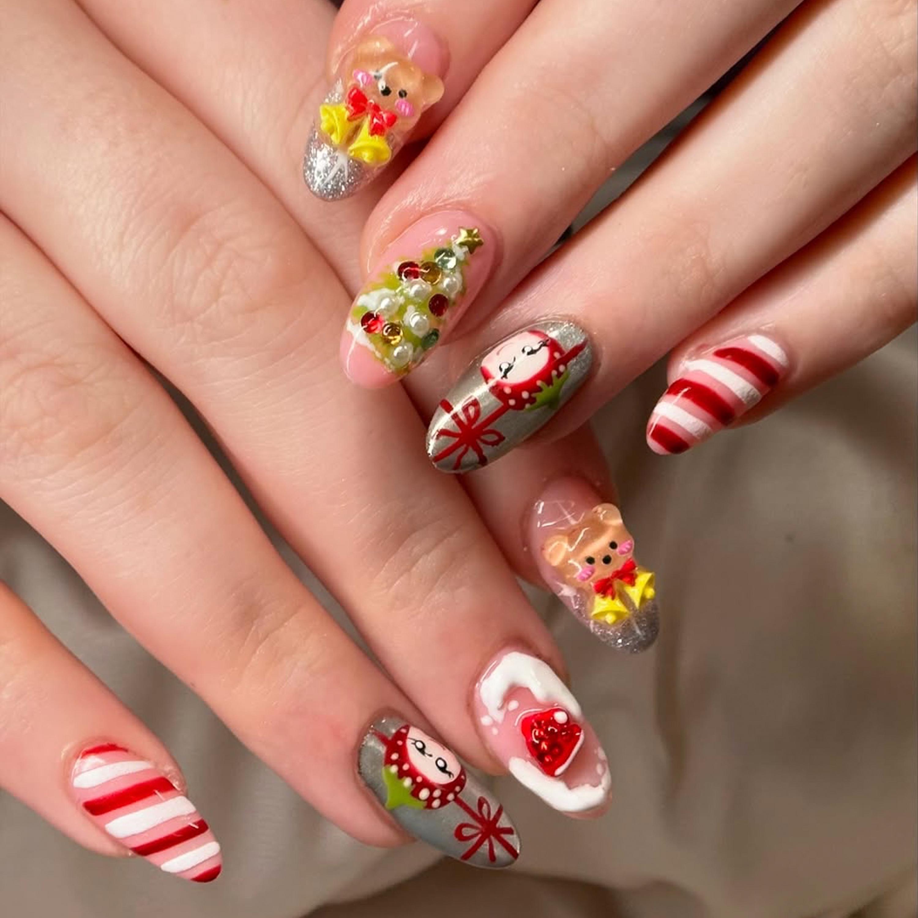クリスマスネイル(Christmas nail tips) Christmas Press on Nails: 3D Holiday Charms, Festive Nail Art