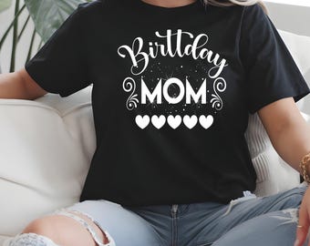 Maglietta per il compleanno della mamma: maglietta nera con cuori bianchi - regalo per la mamma