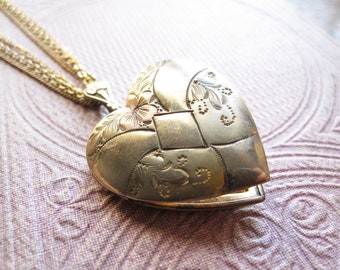 Vintage Heart Locket Necklace / Valentine's Day Gift  / Granny Chic / Vintage Gold Filled Jewelry / OOAK