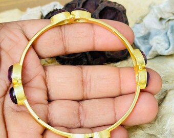 Vergoldetes Messing Edelstein Armband | Lila Stein Armreif | Ethnische Statement Handgemachter vergoldeter Amethyst Armreif Cuff Design