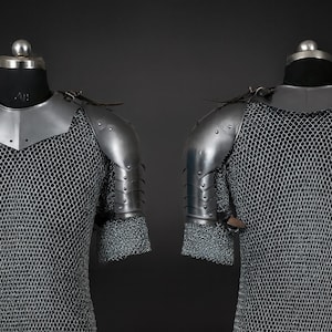 Men's Medieval Knight Armor Set: Steel Gorget Pauldron, Chainmail Shirt, LARP Cosplay Gorget Pouldorns