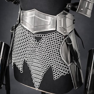 Female Medieval Knight Suits Armor Set: with Chainmail Mantle Cosplay Outfit LARP, Cosplay Tesset Balt & chain