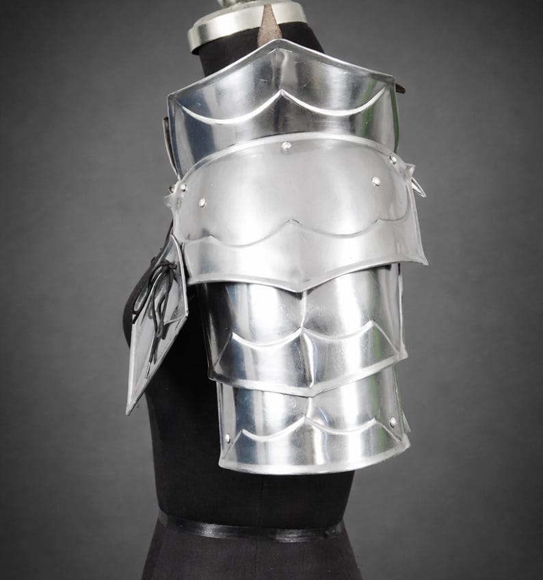 Women's Knight Pauldrons With Gorget Set: Medieval LARP Cosplay Armor ...