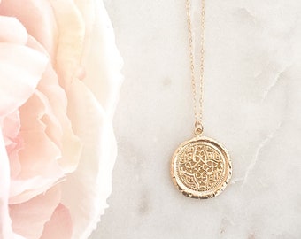 Dainty 14k Gold Filled Medallion Necklace: Vintage Style Disc Pendant