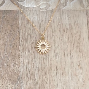Zierliche Goldkette, Geschenke für sie, Goldkette, zierliche Halskette, Halsketten für Frauen, handgemachtes Geschenk, minimalist Schmuck