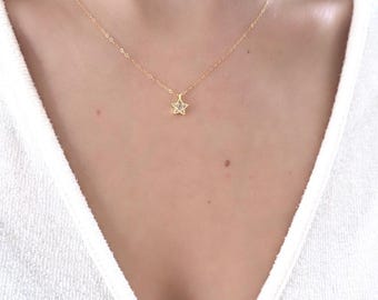 Tiny Star Necklace – Minimalist Jewelry