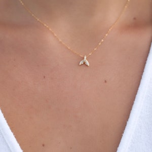 Mermaid Necklace, Dainty Necklace, Mermaid Tail Necklace, Dainty Gold Necklace, Mermaid Gifts, Mermaid Jewelry, Gifts for her, minimalist