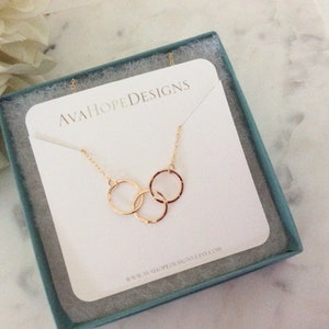 Mother daughter necklace, dainty necklace, minimalist, gifts for her, interlocking circle necklace, mothers day gift, gift