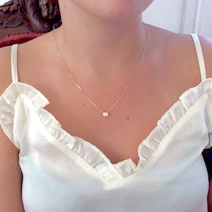 Floating Diamond Necklace, Diamond Solitaire Necklace, Minimalist Jewelry, Dainty Necklace, Diamond Necklace, Gold Necklace, Gifts for her